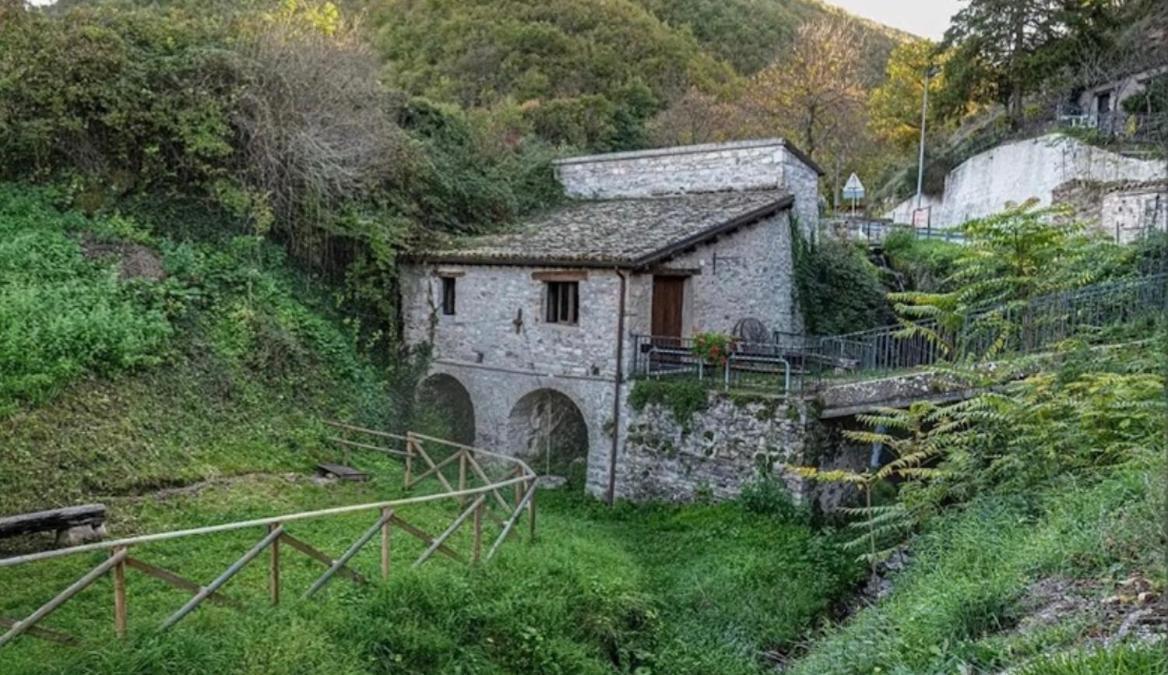 Locanda Della Pieve Pievebovigliana Exterior photo